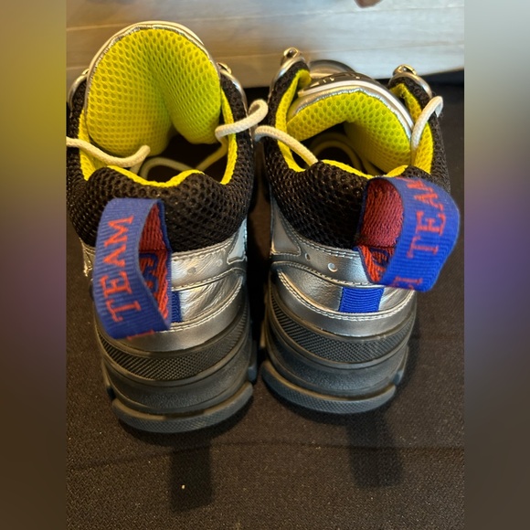 Gucci Silver/Black Leather And Mesh Flashtrek Low Top Sneakers size 35 - Picture 4 of 9